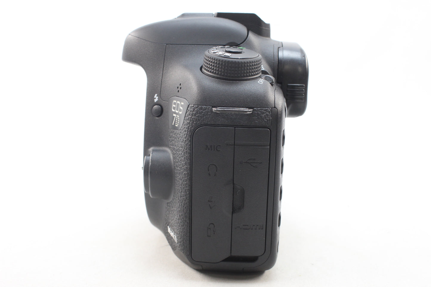 【中古(used)】キヤノン EOS 7D Mark II + BG-E16