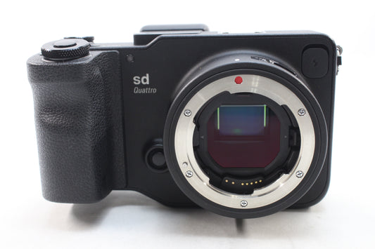 【中古(used)】シグマ sd Quattro