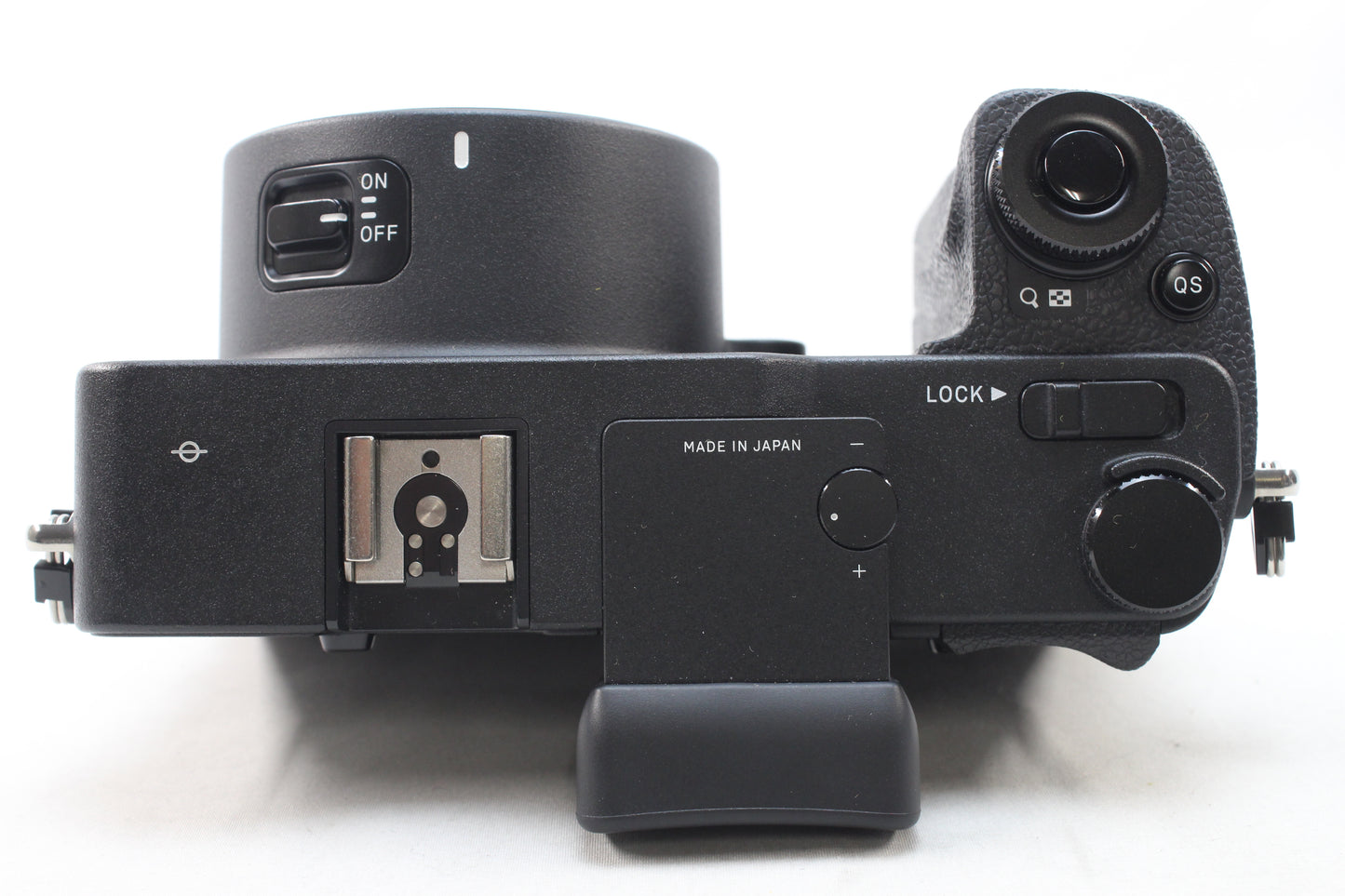 【中古(used)】シグマ sd Quattro
