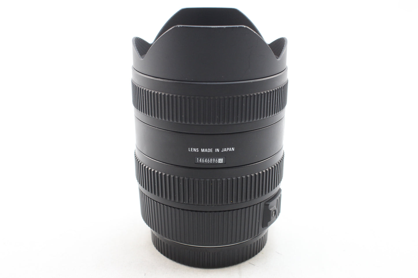 【中古(used)】シグマ 8-16mmF4.5-5.6 DC HSM (キヤノンEFマウント/APS-C)