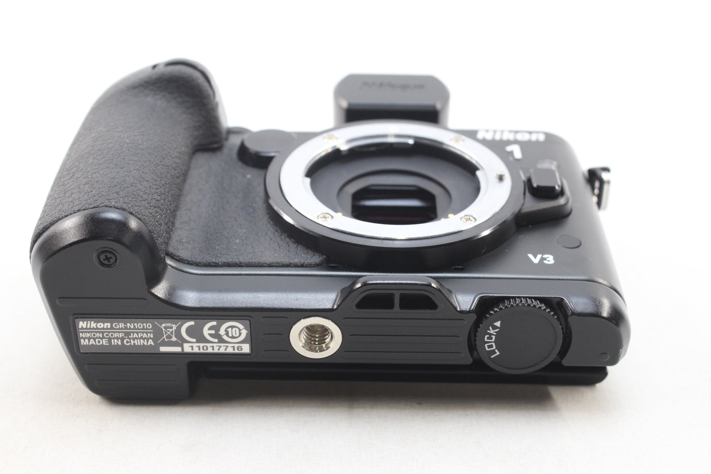 【中古(used)】ニコン Nikon 1 V3 + 電子ビューファインダーDF-N1000 + グリップGR-N1010