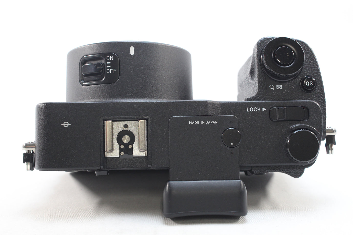 【中古(used)】シグマ sd Quattro