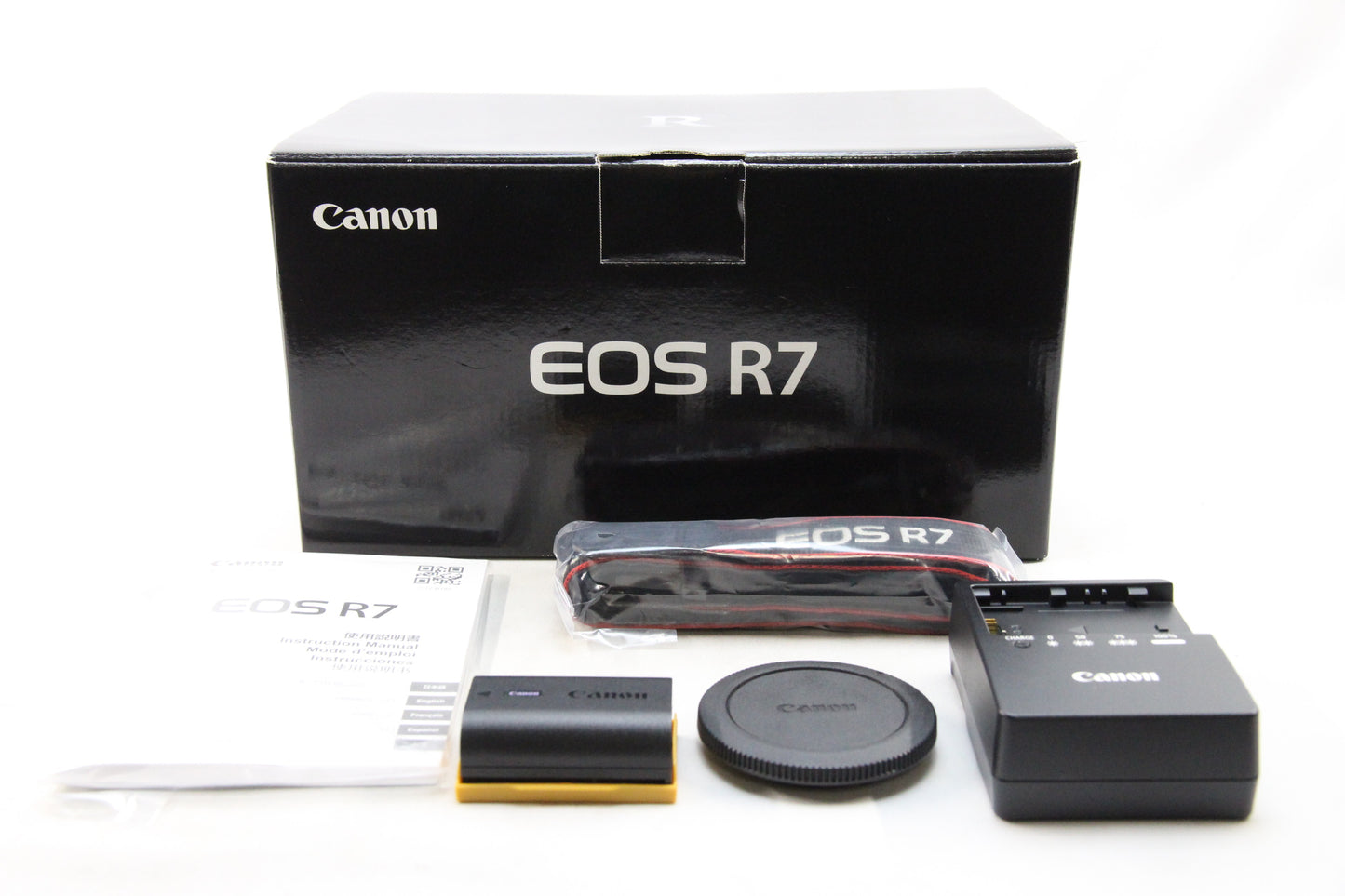 【中古(used)】Canon EOS R7