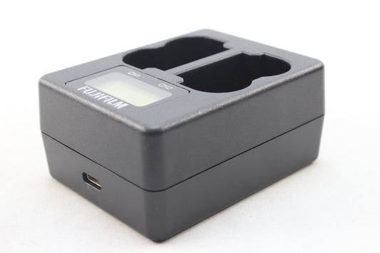 【中古(used)】フジフィルム デュアルバッテリーチャージャー BC-W235