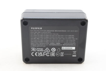 【中古(used)】フジフイルム デュアルバッテリーチャージャー BC-W235