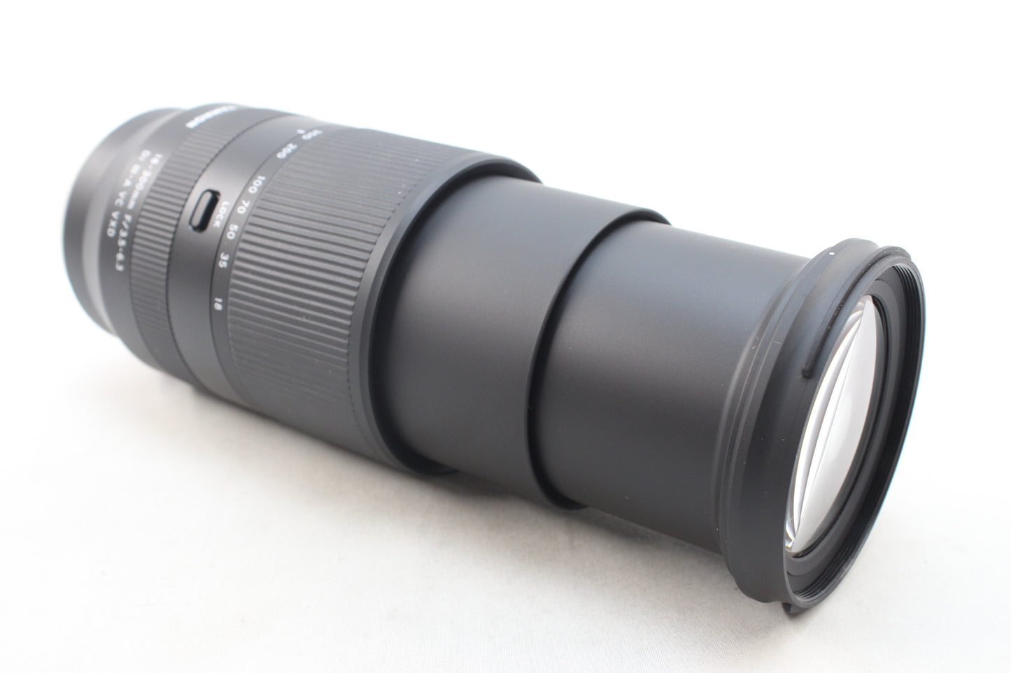 【中古(used)】タムロン 18-300mmF3.5-6.3 Di III-A VC VXD (フジフィルムXマウント) Model B061