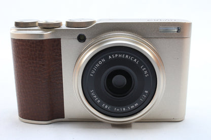 【中古(used)】フジフィルム XF10