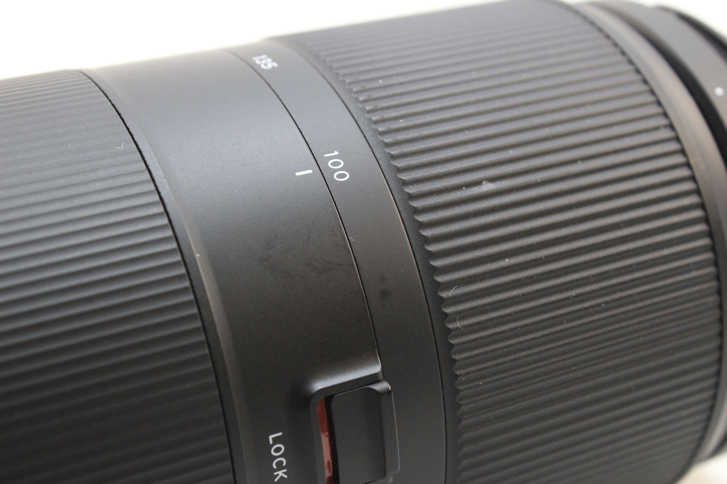 【中古(used)】タムロン 100-400mmF4.5-6.3 Di VC USD (ニコンFマウント) Model A035