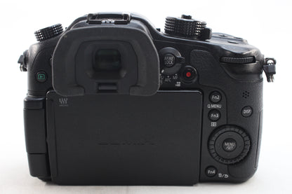 【中古(used)】パナソニック LUMIX DMC-GH4