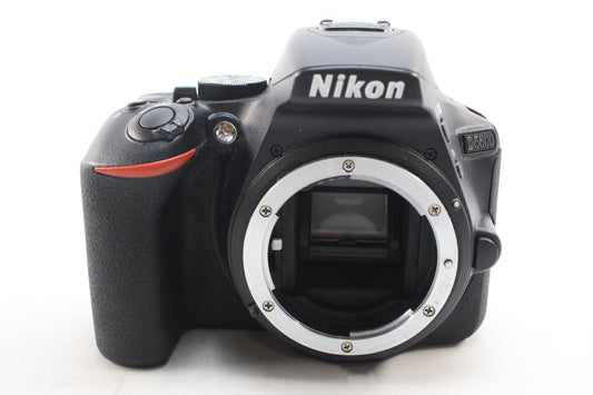 【中古(used)】ニコン D5600
