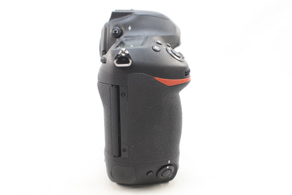 【中古(used)】ニコン D6