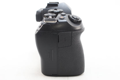 【中古(used)】オリンパス OM-D E-M1 Mark II
