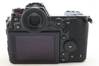 【中古(used)】パナソニック LUMIX DC-S1