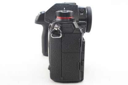 【中古(used)】パナソニック LUMIX DC-S1