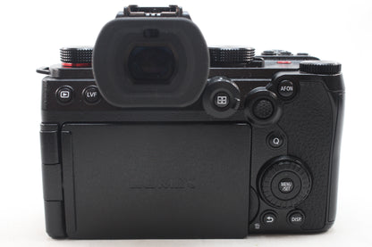 【中古(used)】パナソニック LUMIX DC-S5II