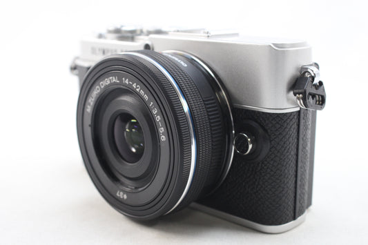 【中古(used)】オリンパス PEN E-P7 + M.ZUIKO DIGITAL ED 14-42mmF3.5-5.6 EZ