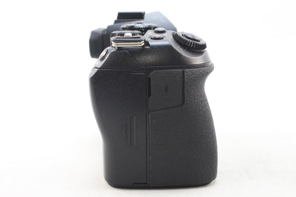 【中古(used)】オリンパス OM-D E-M1 Mark II