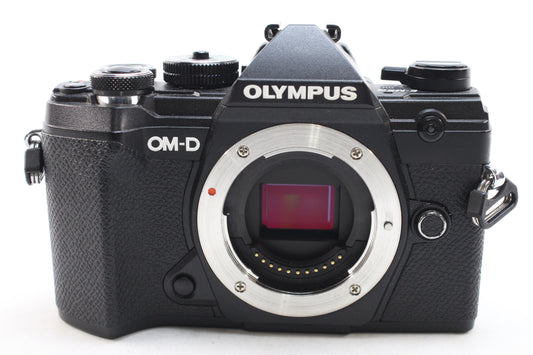 【中古(used)】オリンパス OM-D E-M5 Mark III