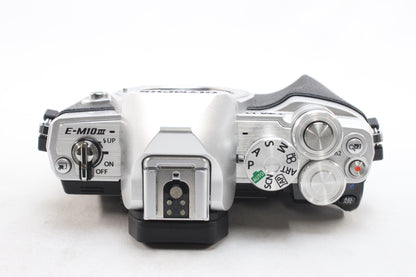 【中古(used)】オリンパス OM-D E-M10 Mark III