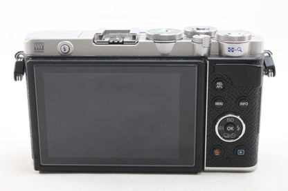 【中古(used)】オリンパス PEN E-P7 + M.ZUIKO DIGITAL ED 14-42mmF3.5-5.6 EZ