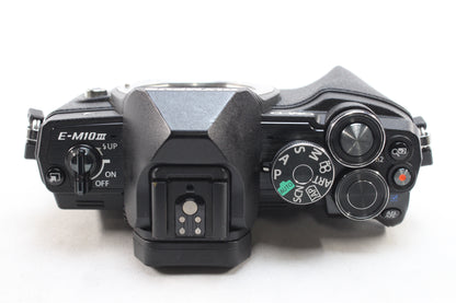 【中古(used)】オリンパス OM-D E-M10 Mark III