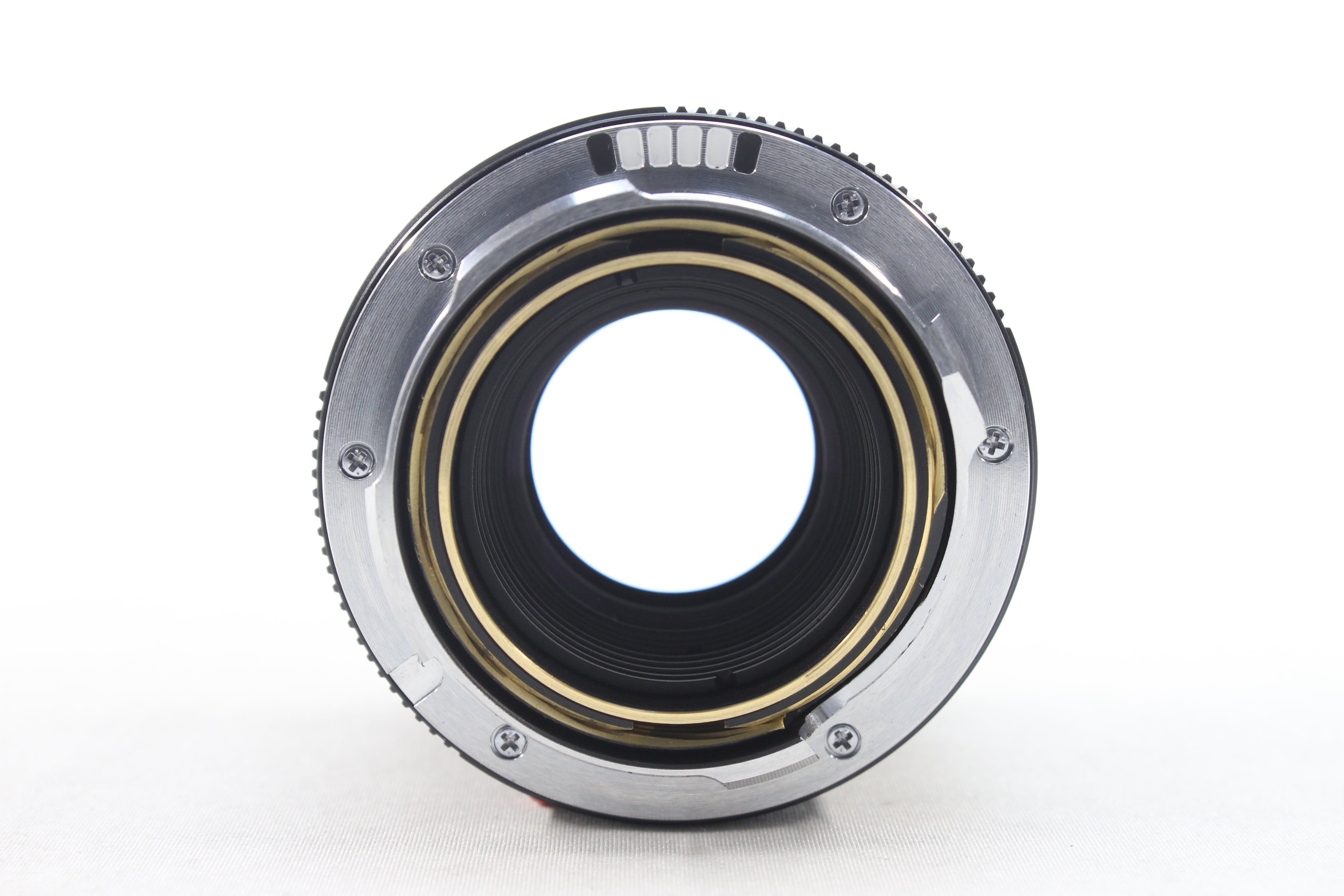 ライカ SUMMICRON-M 1:2/50 レンズ (カナダ製) 中古(used)】ライカ SUMMICRON-M 50mmF2.0 (11 826) – トキワカメラ