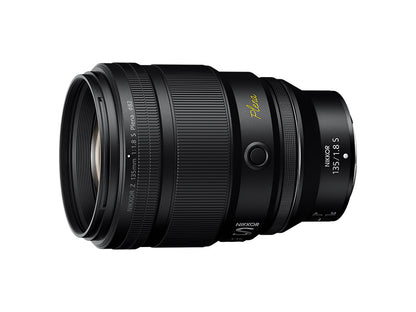 ニコン NIKKOR Z 135mm F1.8 S Plena