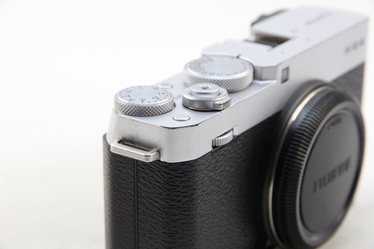 【中古(used)】FUJIFILM X-E4