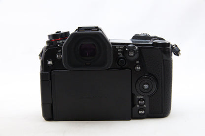 【中古(used)】Panasonic LUMIX G9
