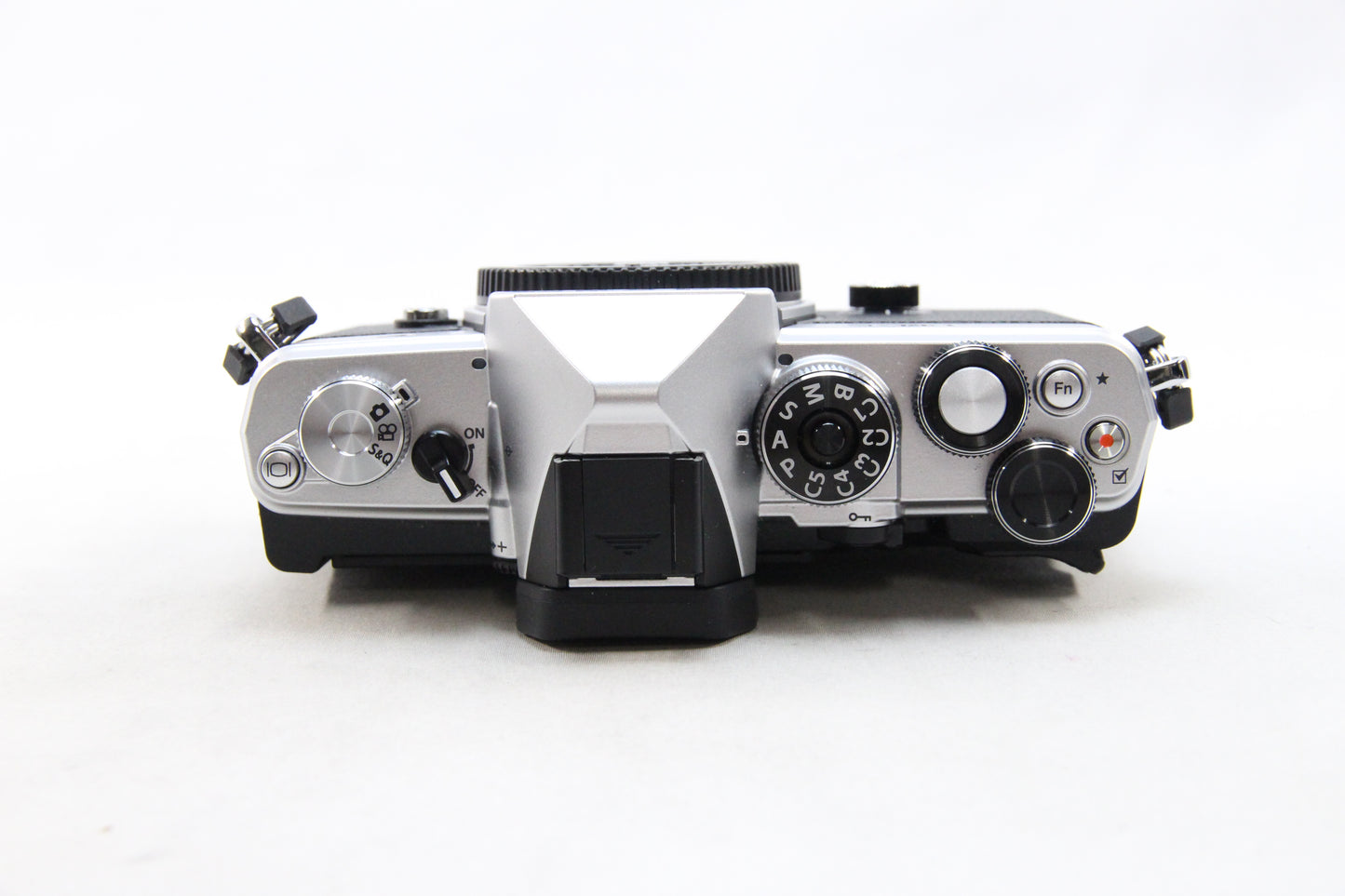 【中古(used)】OM SYSTEM OM-3