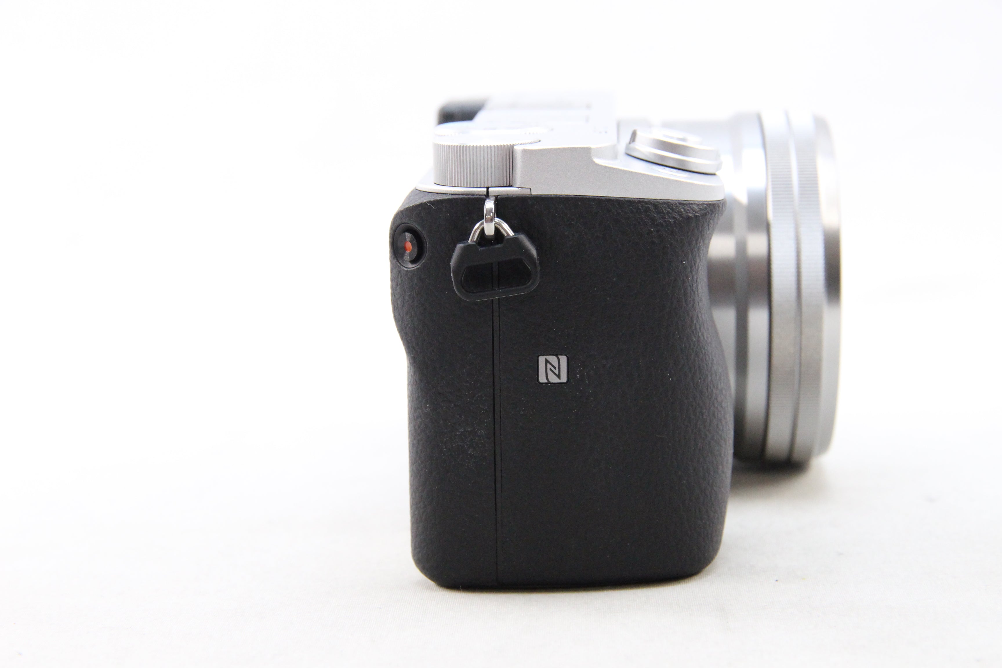 SONY α6400 カメラ E PZ 16-50mm 中古(used)】SONY α6400 + E PZ 16-50mm F3.5-5.6 OSS – トキワカメラ