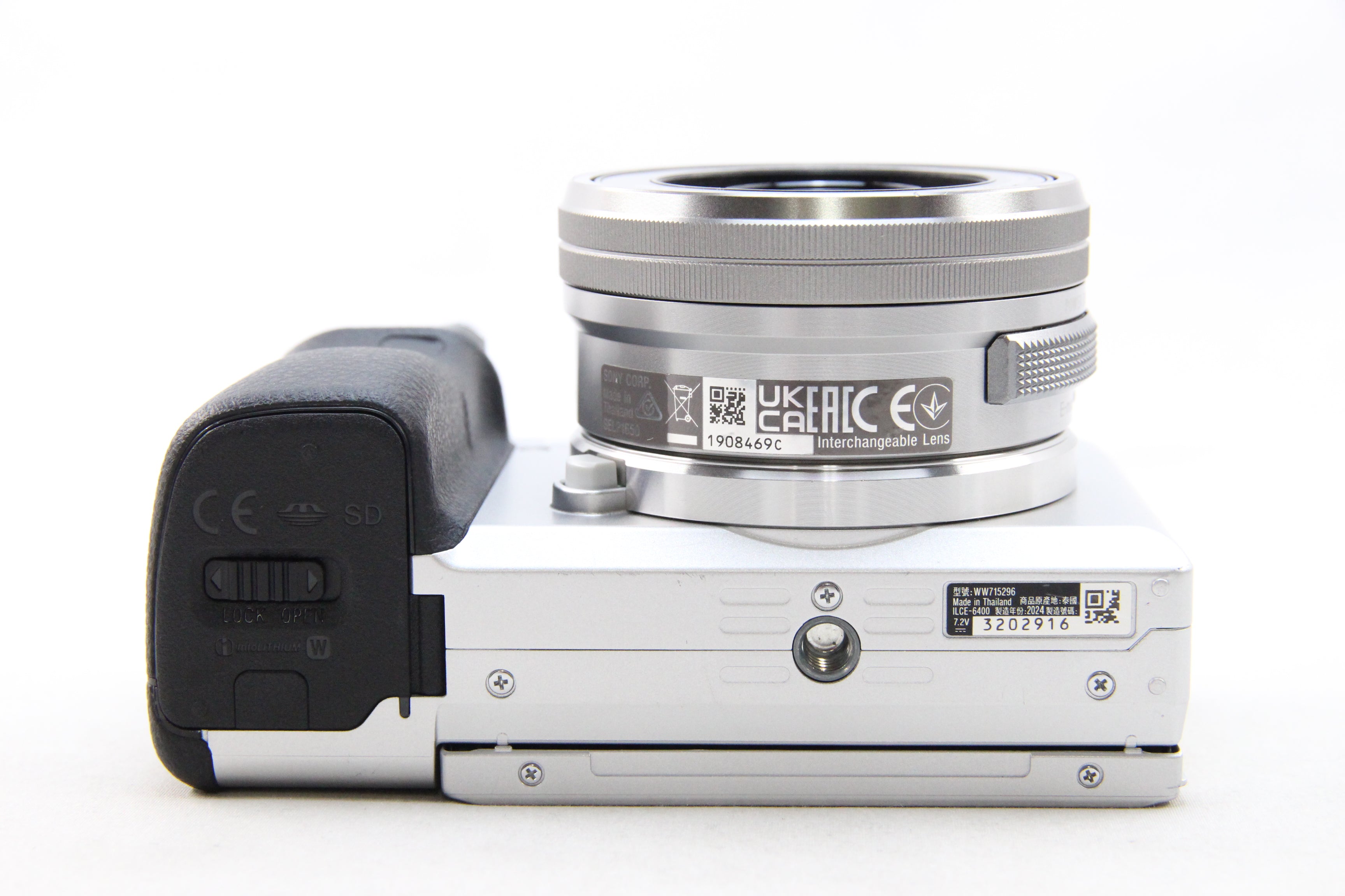SONY α6400 カメラ E PZ 16-50mm Amazon.com : Sony Alpha a6400 Mirrorless Camera with E PZ 16-50mm