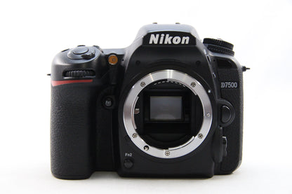 【中古(used)】Nikon D7500