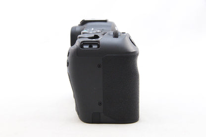 【中古(used)】Canon EOS R8