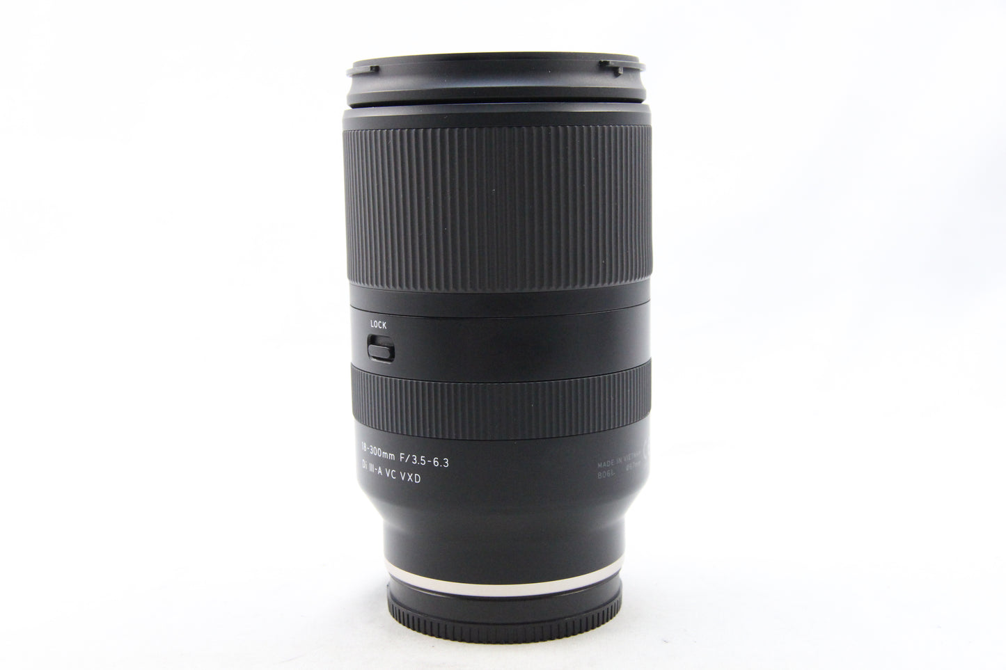 【中古(used)】TAMRON 18-300mm F3.5-6.3 Di Ⅲ-A VC VXD E-mount
