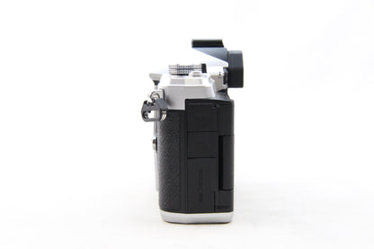 【中古(used)】OM SYSTEM OM-3