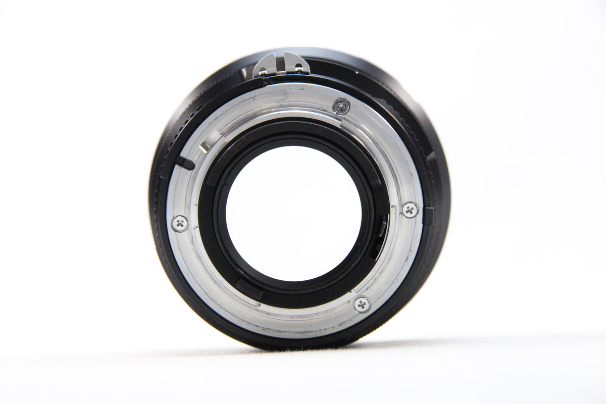 【中古(used)】Carl Zeiss Planar 85mm F1.4 ZF