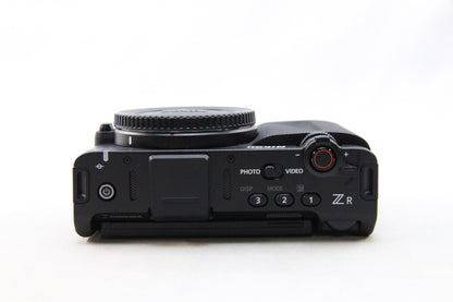 【中古(used)】Nikon ZR