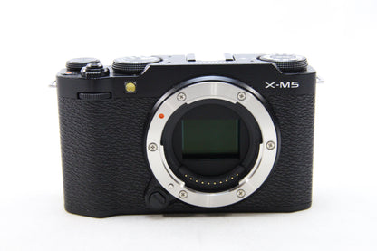 【中古(used)】FUJIFILM X-M5