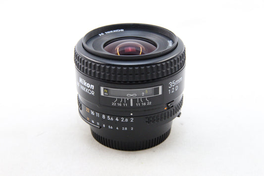 【中古(used)】 AF NIKKOR 35mm F2 D