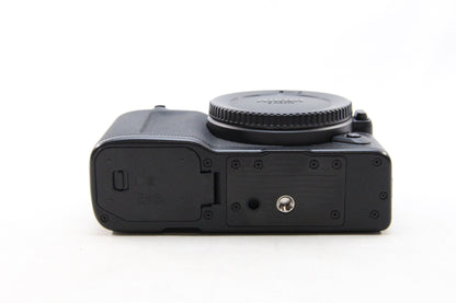 【中古(used)】 Nikon ZR