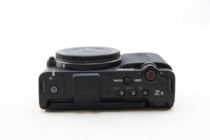 【中古(used)】 Nikon ZR