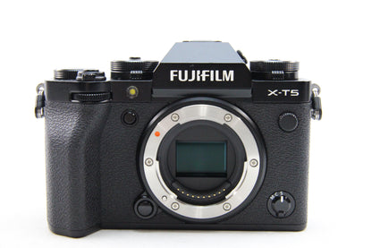 【中古(used)】フジフィルム X-T5 多言語モデル