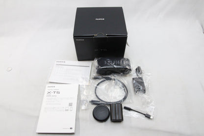 【中古(used)】フジフィルム X-T5 多言語モデル