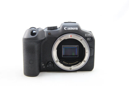 【中古(used）】キャノンEOS R７