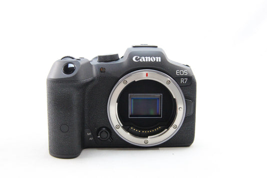 【中古(used）】キャノンEOS R７