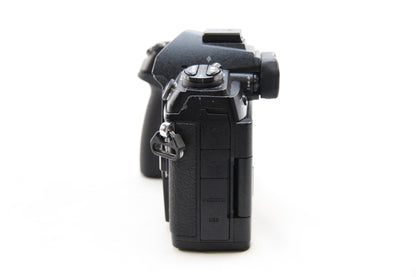 【中古(used)】OLYMPUS OM-D E-M1Ⅱ