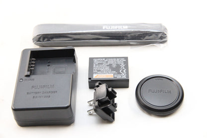 【中古(used)】FUJIFILM X-E4