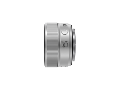 パナソニック LUMIX S 40mm F2（シルバー）