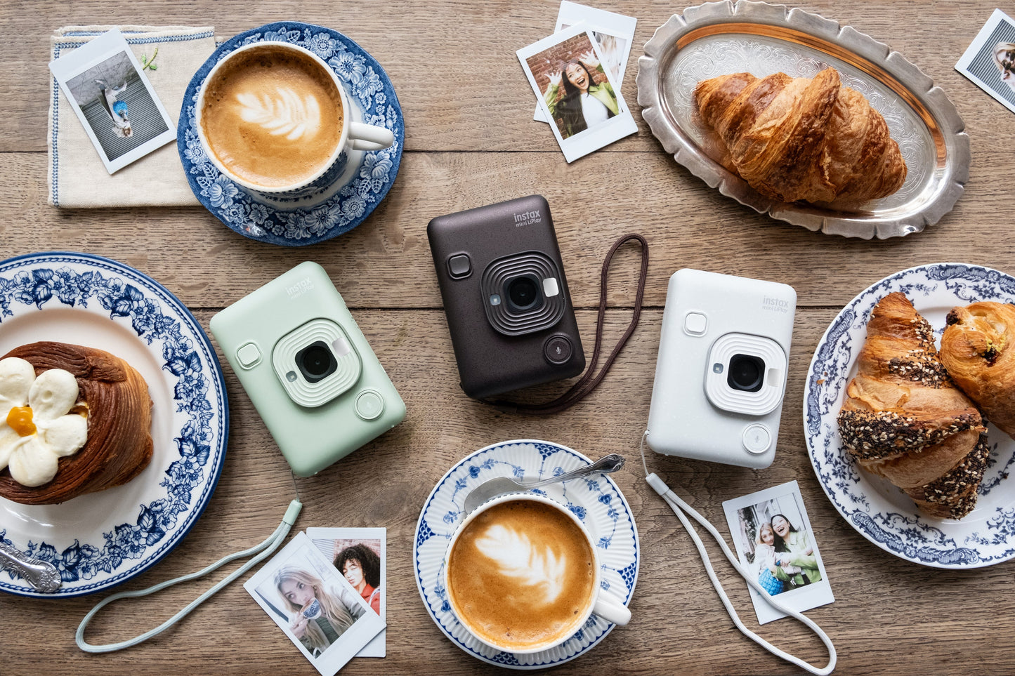 FUJIFILM instax mini LiPlay™ (マッチャグリーン)